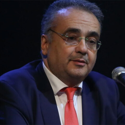 Ο πρόεδρος του ΔΣΑ Δημήτρης Βερβεσός