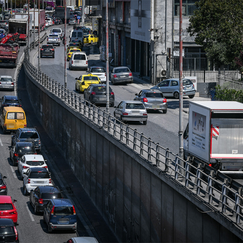 Κίνηση στους δρόμους της Αθήνας