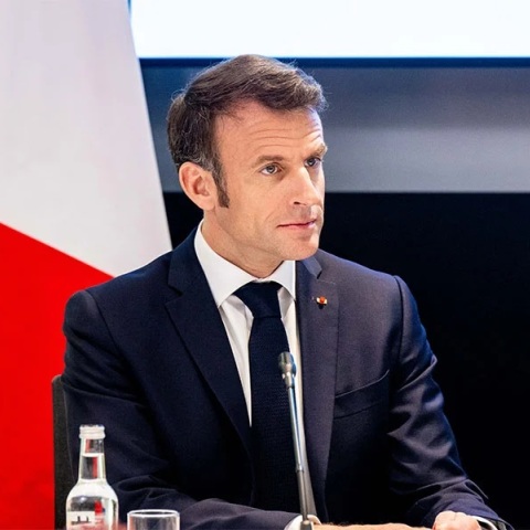 Γαλλία: Ο Μακρόν υπέγραψε τον νόμο για τη μεταρρύθμιση του συνταξιοδοτικού	