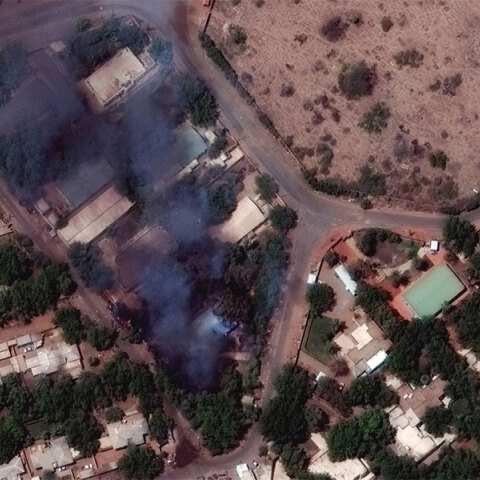 Μαίνονται οι συγκρούσεις στο Σουδάν