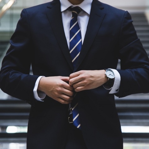 Βρετανία: Νέες καταγγελίες για βιασμούς από στελέχη της Συνομοσπονδίας Βιομηχανίας