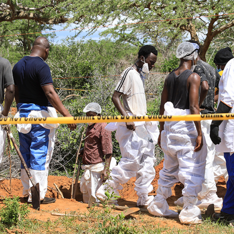 Στους 47 οι νεκροί πιστοί αίρεσης στην Κένυα που νήστεψαν μέχρι θανάτου