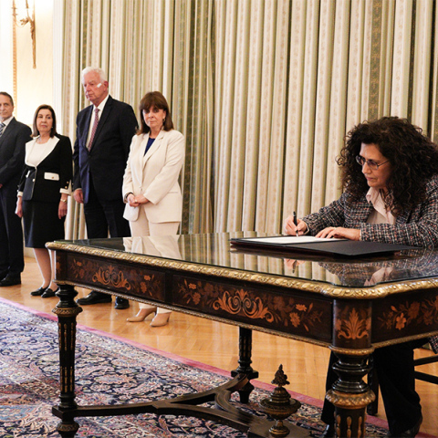 Ορκίστηκε υπηρεσιακή υπουργός Εσωτερικών η Καλλιόπη Σπανού