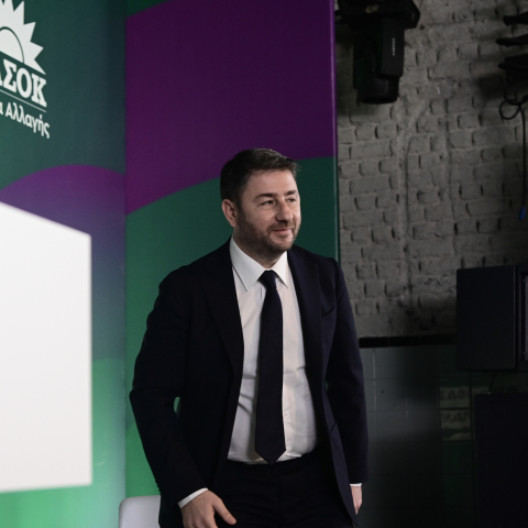 Ο Νίκος Ανδρουλάκης παρουσιάζει το πρόγραμμα του ΠΑΣΟΚ-ΚΙΝΑΛ