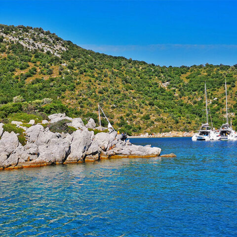 Παραλία στην Αλόννησο