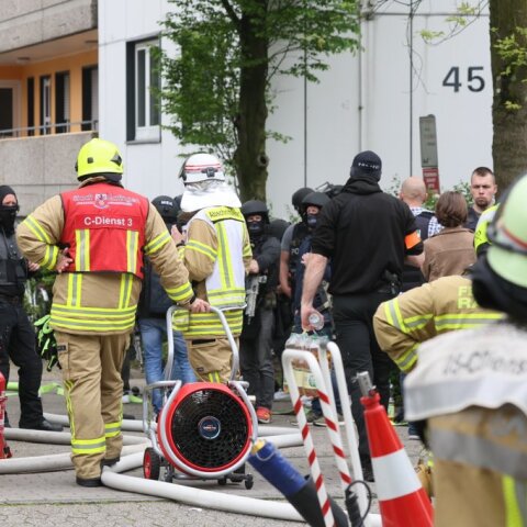 Γερμανία: Έκρηξη και πυρκαγιά σε κτίριο στο Ράτινγκεν