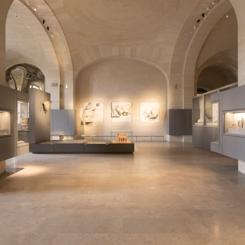 Αίθουσα Παρθενώνα & Ολυμπίας στο Τμήμα Ελληνικών Αρχαιοτήτων  του Λούβρου 