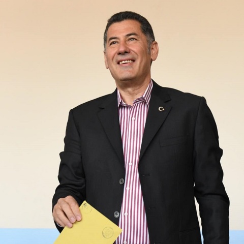 Ο Σινάν Ογάν