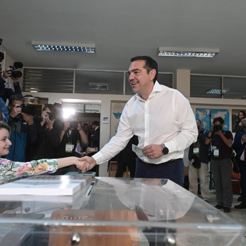 Ο Αλέξης Τσίπρας ψηφίζει στις εκλογές του 2023