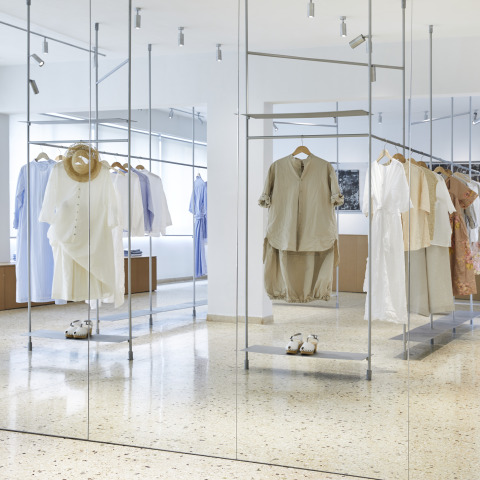 Η διαχρονικότητα συναντά το μοντέρνο design στο πιο ξεχωριστό concept store της Πλάκας 