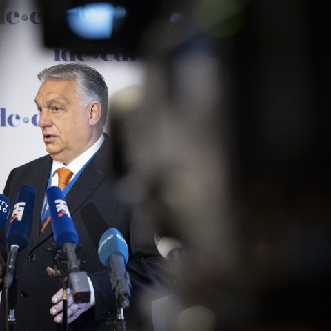 Ουγγαρία: Η κατάσταση της δημοκρατίας στη χώρα επιδεινώθηκε ακόμη περισσότερο υπό την κυβέρνηση Όρμπαν, σύμφωνα με έκθεση του Freedom House.