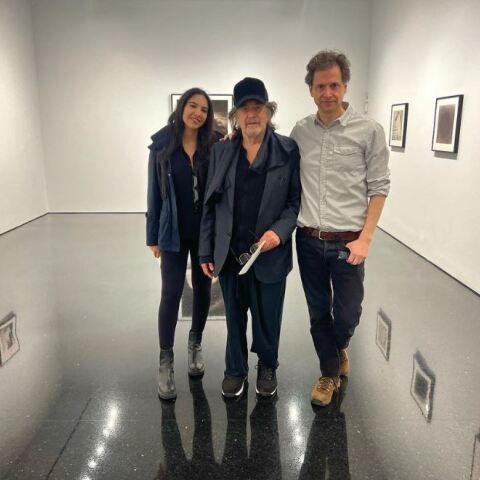 Η Νουρ Αλφαλάχ με τον Αλ Πατσίνο και έναν φίλο τους