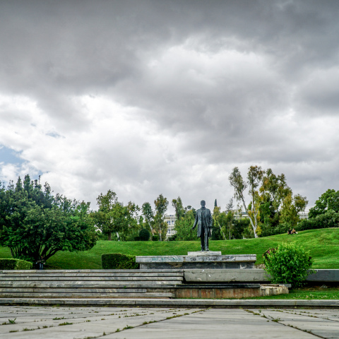 Σύννεφα πάνω από το πάρκο Ελευθερίας