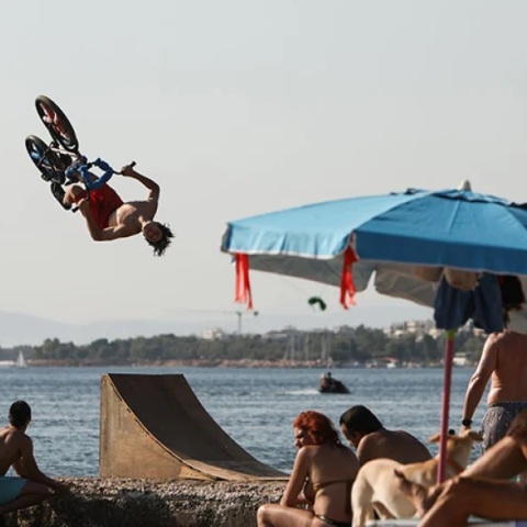 Καιρός σήμερα: Αίθριος με υψηλές θερμοκρασίες