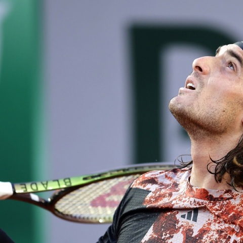 Τσιτσιπάς: Με αντίπαλο τον Όφνερ σήμερα για μία θέση στα προημιτελικά