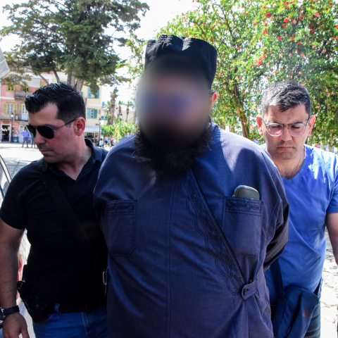 Ο ιερέας που κατηγορείται για αποστολή πορνογραφικού υλικού σε ανήλικο