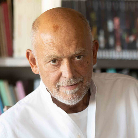 Ο καταπληκτικός Στέλιος Παρλιάρος και η «Ελληνική ζαχαροπλαστική»