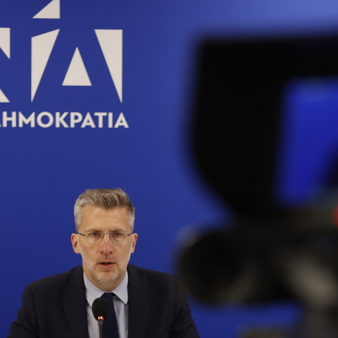 Σκέρτσος για Τσίπρα: Στοχοποιεί την Ελλάδα, το Λιμενικό Σώμα και την Ευρώπη