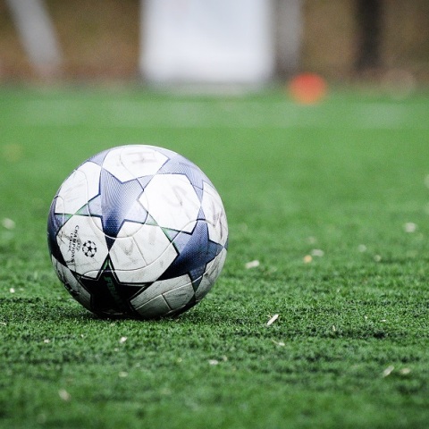 Συνελήφθη παλαίμαχος ποδοσφαιριστής για απάτες με αγοραπωλησίες οικοπέδων