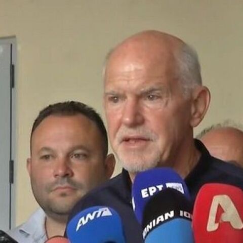 Ο Γιώργος Παπανδρέου αφού ψήφισε