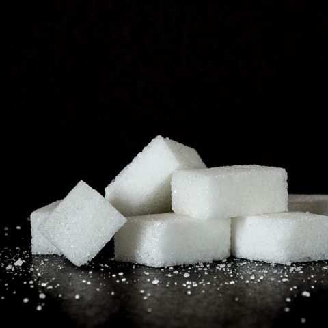 Ασπαρτάμη: Ο ΠΟΥ αναμένεται να τη χαρακτηρίσει «πιθανόν καρκινογόνα»