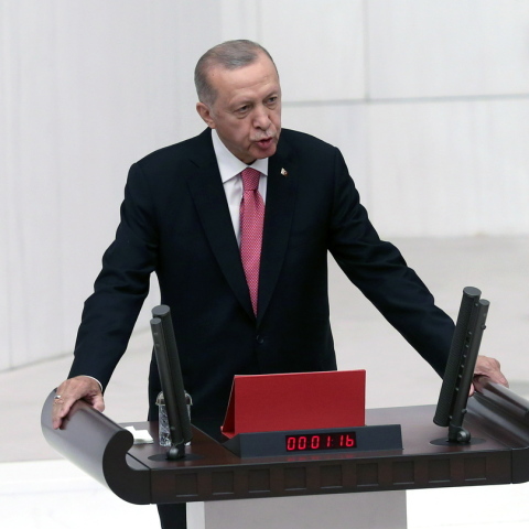 Ένταξη Σουηδίας στο ΝΑΤΟ: Βέτο Ερντογάν «εκτός εάν σταματήσει να φιλοξενεί τρομοκράτες»