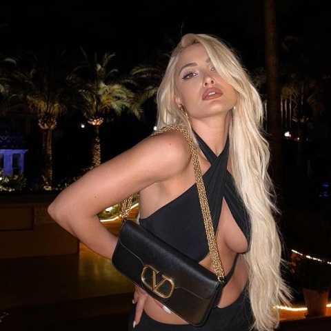 Ιωάννα Τούνη: Όσοι «ανάβουν» με μία μαμά που θηλάζει να ζητήσουν βοήθεια