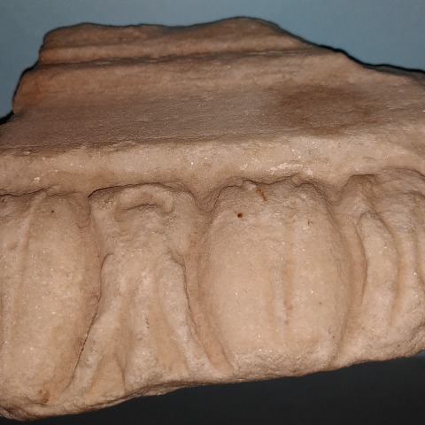 Επαναπατρισμός μαρμάρινου θραύσματος από τον αρχιτεκτονικό διάκοσμο του Ερεχθείου