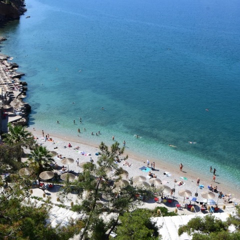 Επτά λουόμενοι πνίγηκαν μέσα σε ένα 24ωρο σε παραλίες της χώρας