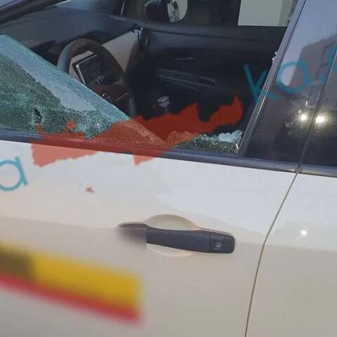 Xανιά: Αστυνομικοί έσπασαν τζάμι αυτοκινήτου για να σώσουν μωρό που το είχαν ξεχάσει οι γονείς του μέσα