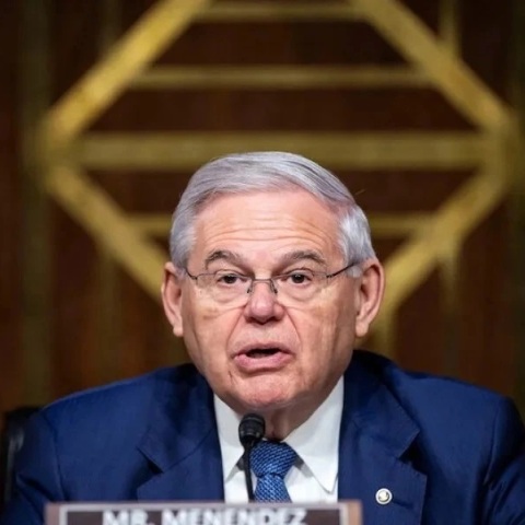 Mενέντεζ: Νέα κατηγορία σε βάρος του γερουσιαστή 