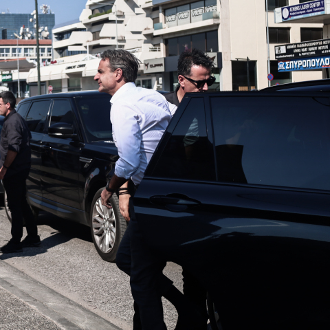 Ο Κυριάκος Μητσοτάκης στο υπ. Πολιτικής Προστασίας