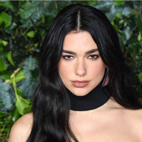 Ντούα Λίπα (Dua Lipa): Η ιστορία του κοριτσιού από την Πρίστινα που κάνει διαπλανητική καριέρα, υπερασπίζεται τη γυναικεία ενδυνάμωση και την κοινωνική ισότητα. 