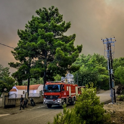 Φωτιά στη Ρόδο - Αρτοποιός: Οι πυρκαγιές μπαίνουν από ανθρώπινο χέρι