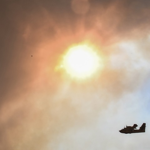 Φωτιές: Το «τρίγωνο του Διαβόλου» που έφερε τις πυρκαγιές