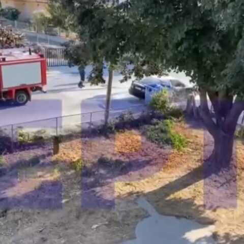 Το όχημα της 38χρονης που πήρε φωτιά