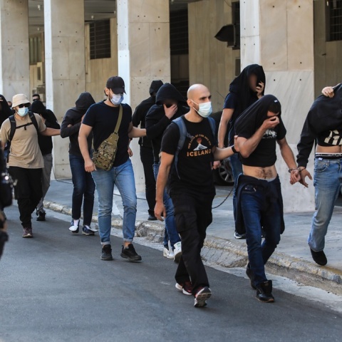 Έρχονται νέα εντάλματα σύλληψης