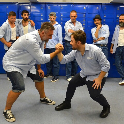 Θανάσης Τσαλταμπάσης, Ιβάν Σβιτάιλο και από πίσω οι υπόλοιποι συγκρατούμενοι