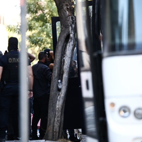 Μεταγωγή των συλληφθέντων χούλιγκαν