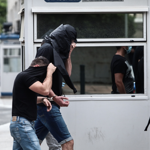 Μεταγωγή των συλληφθέντων χούλιγκαν