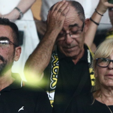 Μητέρα Μιχάλη Κατσούρη: «Πήγε να βοηθήσει τραυματία και τον σκότωσαν»