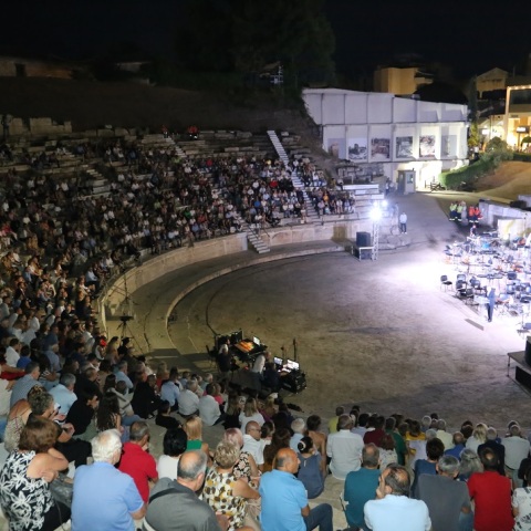 To αρχαίο θέατρο της Λάρισας