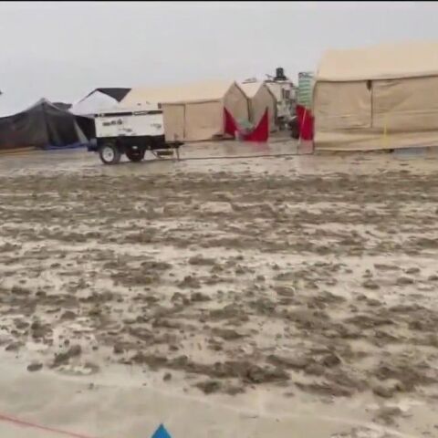 Στις λάσπες το φεστιβάλ Burning Man