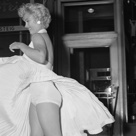 Σαν σήμερα 15 Σεπτεμβρίου 1954 γυρίστηκε η σκηνή με το φόρεμα της Μέριλιν Μονρόε