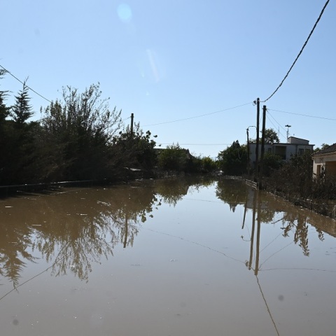 Κακοκαιρία Daniel - Πυροσβεστική: Παραμένει κλειστή η Αθηνών - Θεσσαλονίκης