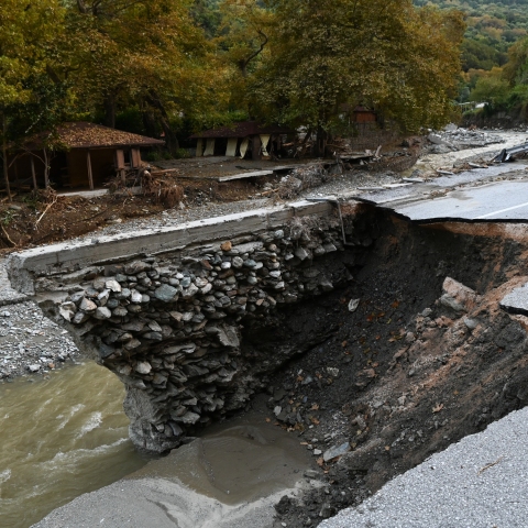 Υποχώρηση δρόμου στο Πήλιο