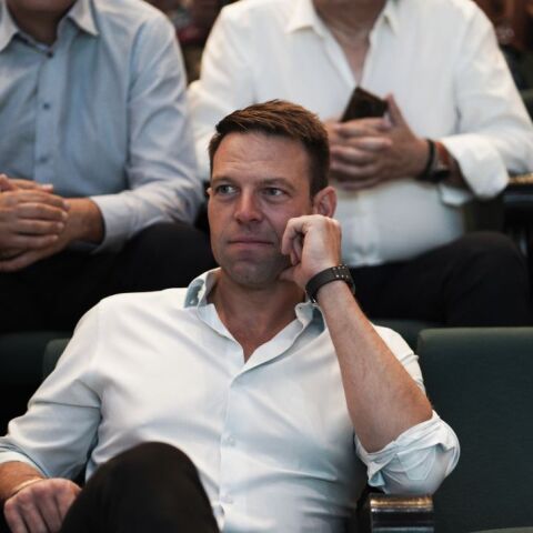 Κασσελάκης για ΟΑΚΑ: Ο Καραμανλής έκρυψε τις μελέτες και ο Μητσοτάκης έχασε το manual της χώρας