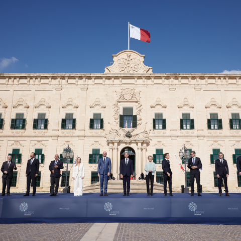 Ο Κυριάκος Μητσοτάκης με τους υπόλοιπους ηγέτες των MED9