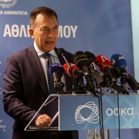 Γιάννης Βρούτσης