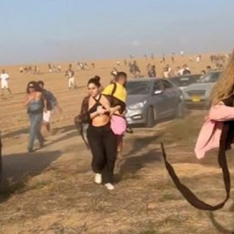 Το CNN επαλήθευσε περισσότερα από 50 βίντεο και μίλησε με 12 επιζώντες 